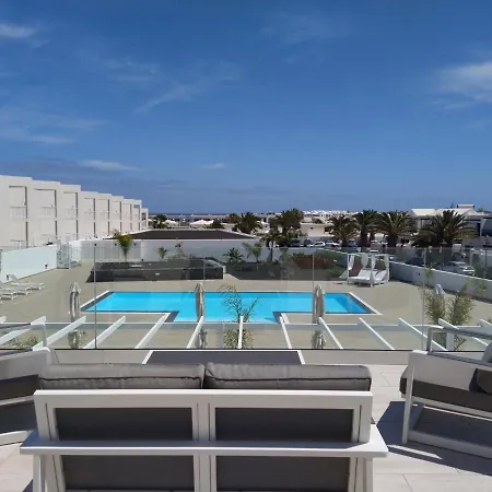 Namaste- Amazing Sea View & Infinity Pool - Good Wifi - Smart Tv-residence Senator Apartman Costa Teguise